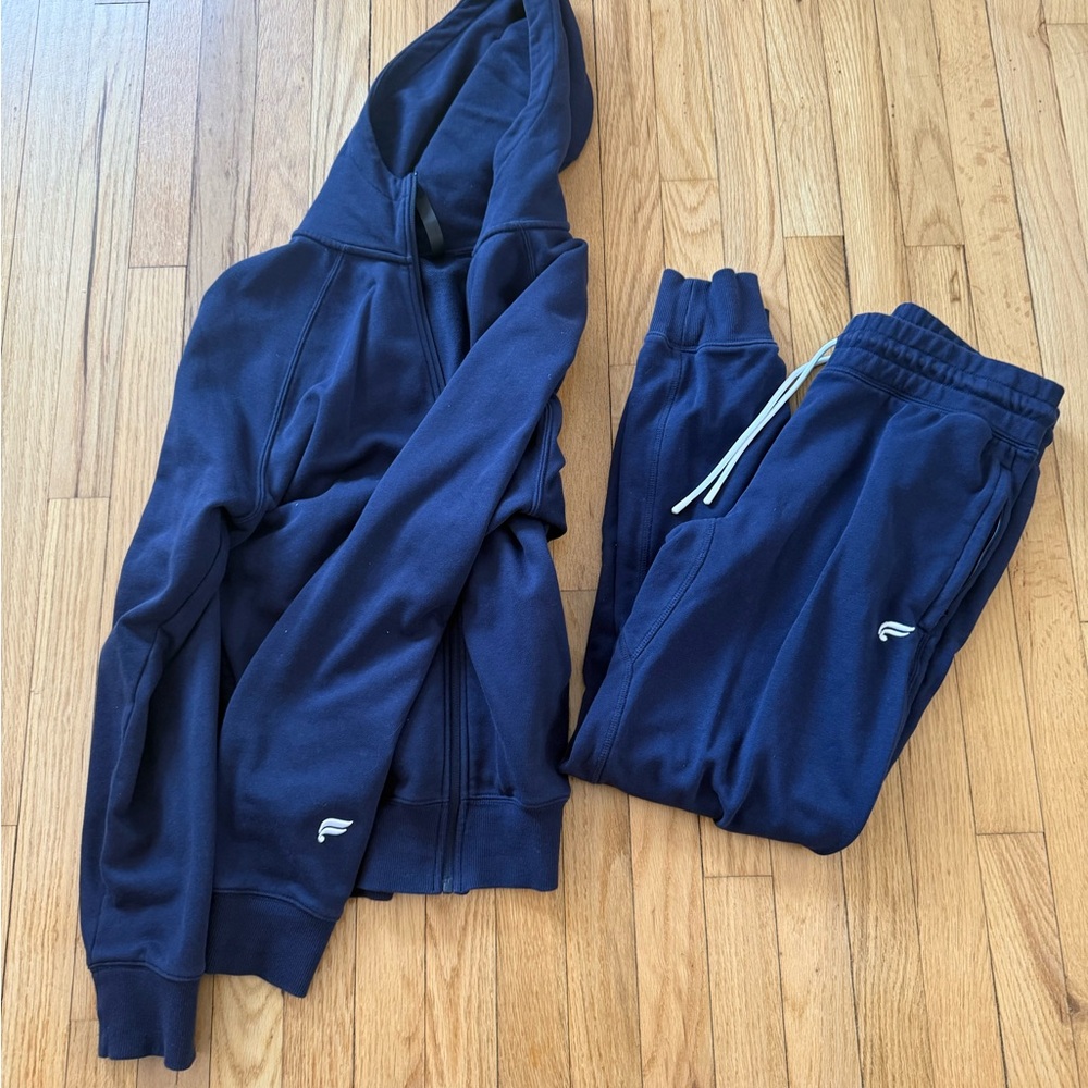 Men fabletics sweat suit